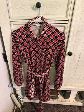 Zara Red Pink Geometric Button-Front Tunic with Belt